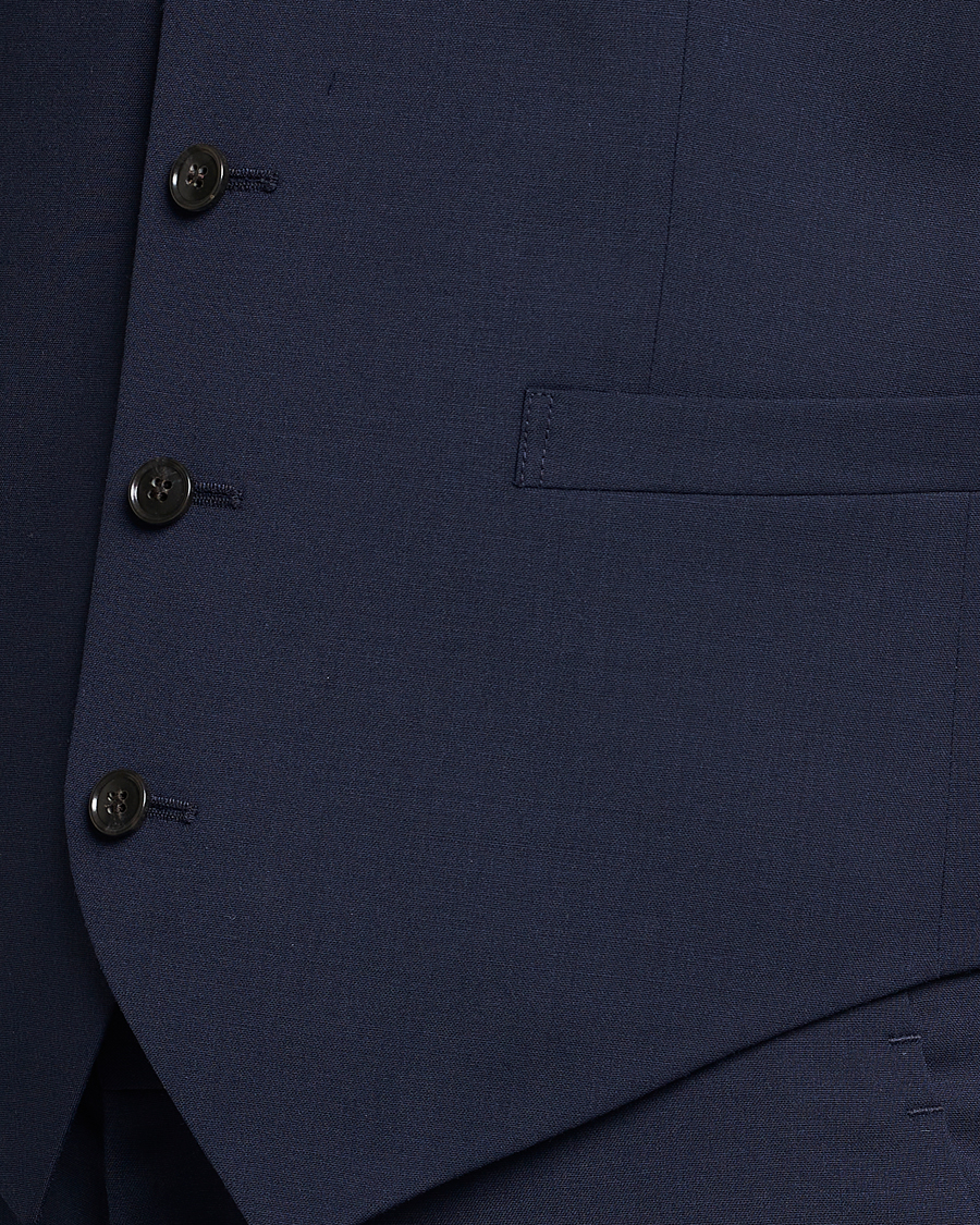 Herr | Kavajer | Tiger of Sweden | Wayde Wool Travel Waistcoat Royal Blue