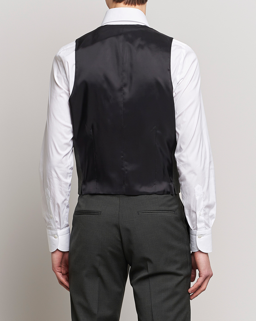 Herr | Kavajer | Tiger of Sweden | Wayde Wool Travel Waistcoat Olive Extreme