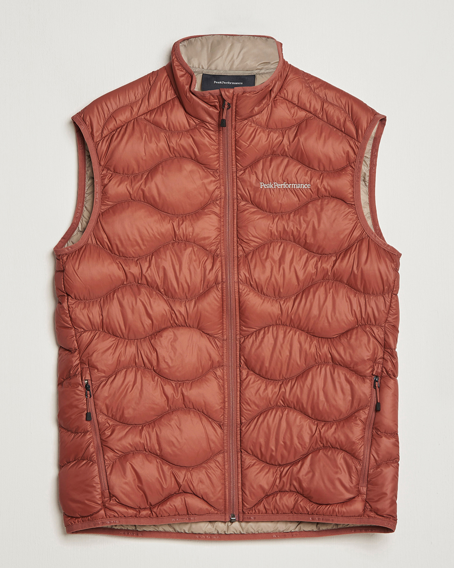 Herr | Västar | Peak Performance | Helium Down Vest Classic Clay