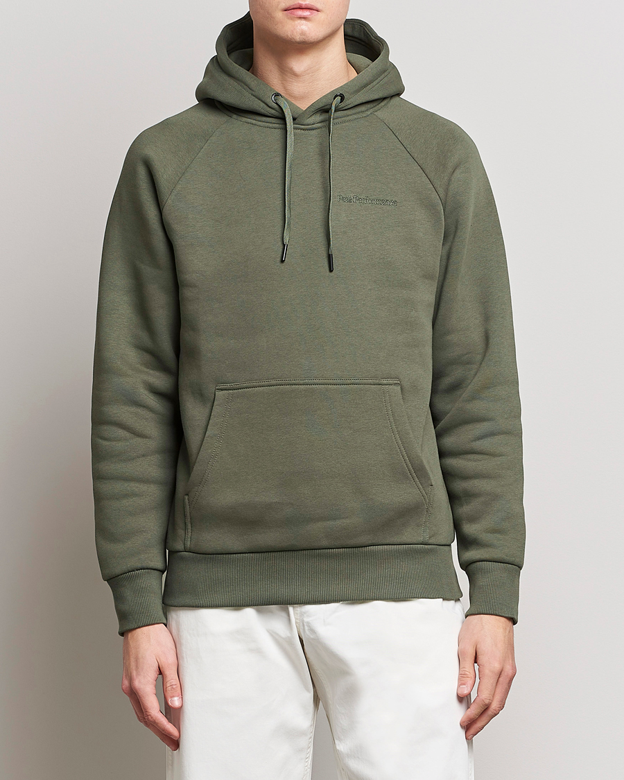 Herr | Tröjor | Peak Performance | Original Small Logo Hood Pine Needel