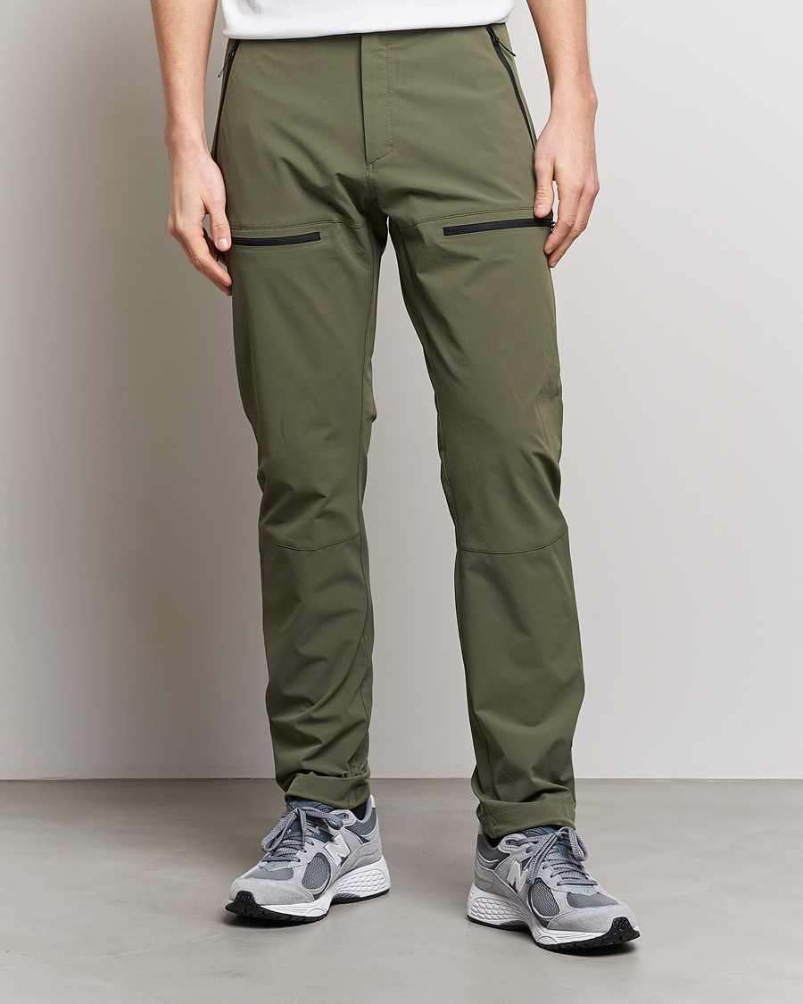 Herr | Byxor | Peak Performance | Stretch Trek Pants Pine Needle