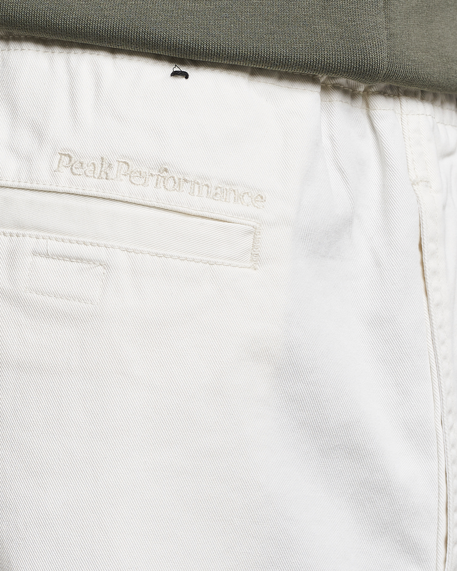 Herr | Byxor | Peak Performance | Moment Comfort Cotton Pant Off White