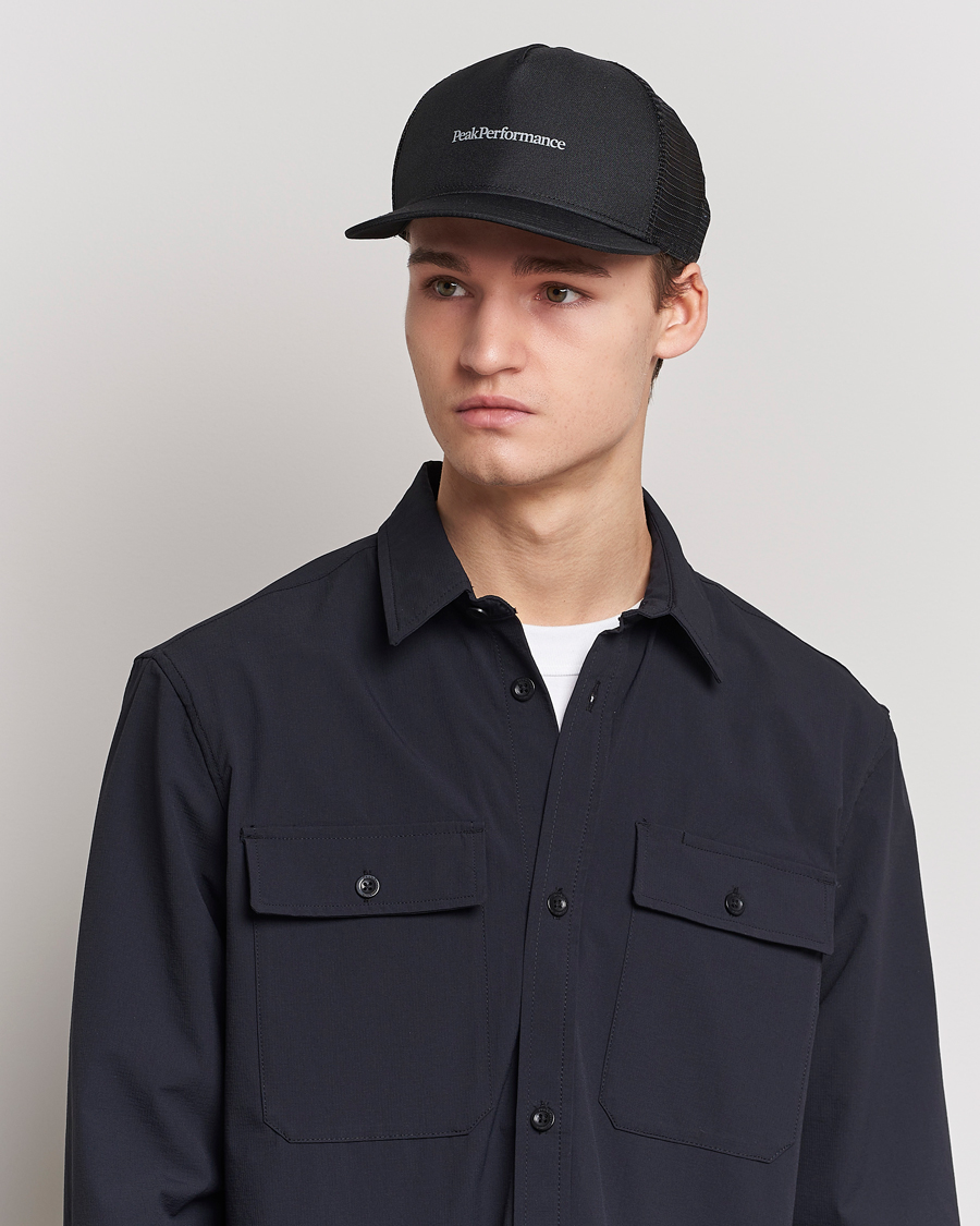 Herr | Accessoarer | Peak Performance | Trucker Cap Black