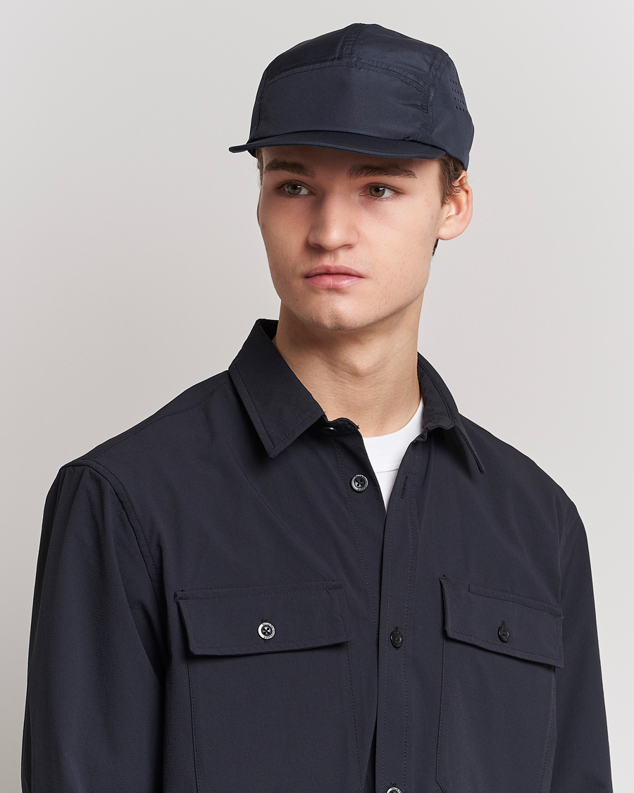 Herr | Peak Performance Lightweight Cap Salute Blue | Peak Performance | Lightweight Cap Salute Blue