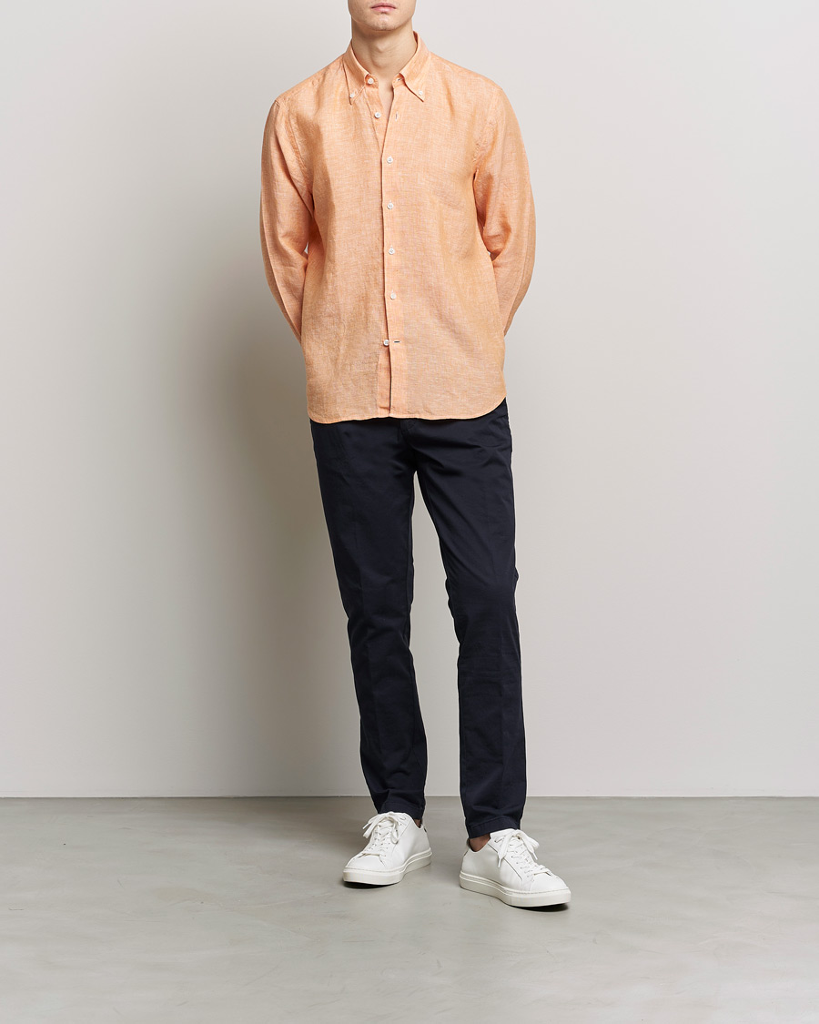 Herr | Skjortor | Oscar Jacobson | Regular Fit Button Down Linen Shirt Orange