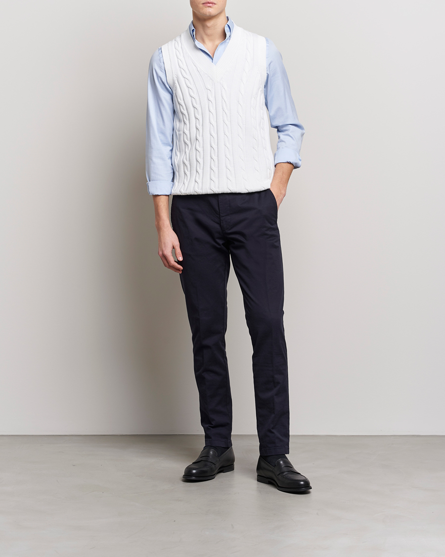 Herr | Tröjor | Oscar Jacobson | Lucas Cable Knitted Vest White