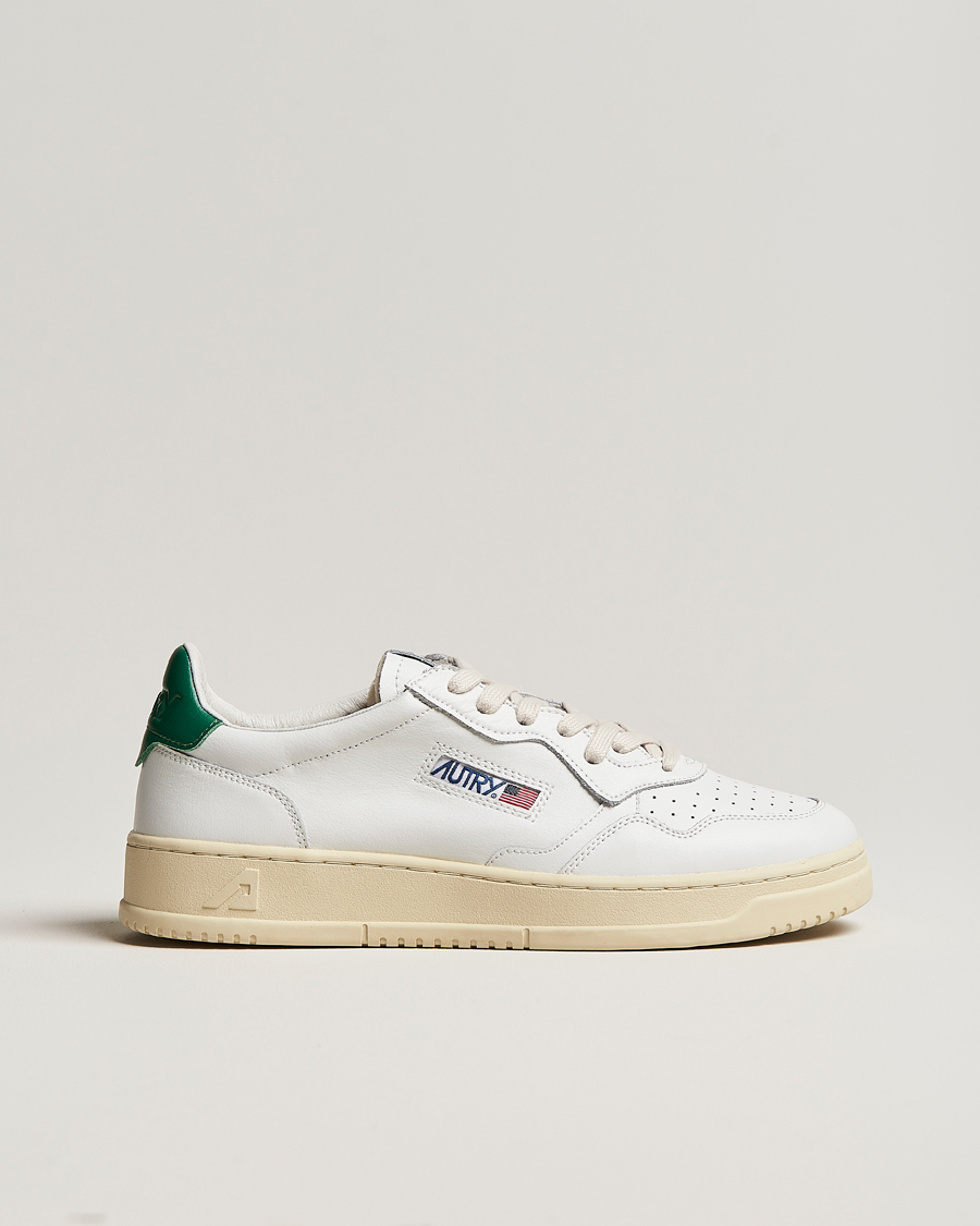 Herr | Sneakers | Autry | Medalist Low Super Soft Goat Leather Sneaker White/Green