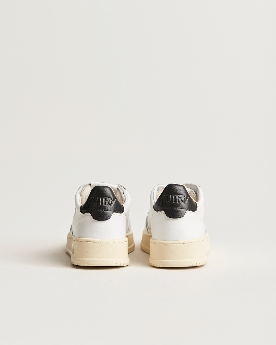 Herr | Sneakers | Autry | Medalist Low Super Soft Goat Leather Sneaker White/Black