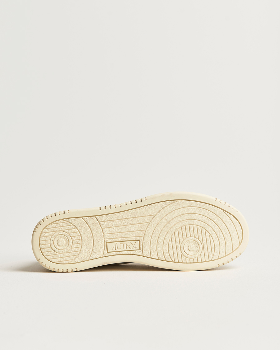 Herr | Sneakers | Autry | Medalist Low Super Soft Goat Leather Sneaker White