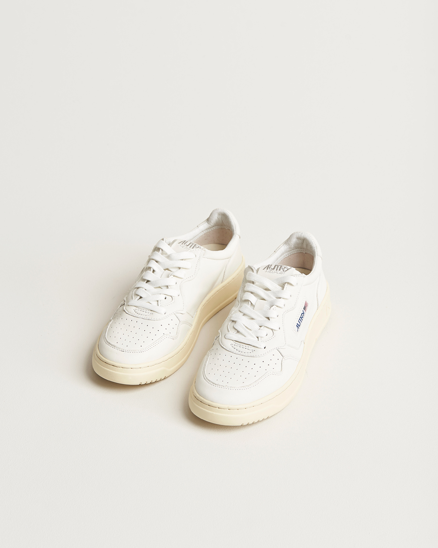 Herr | Sneakers | Autry | Medalist Low Super Soft Goat Leather Sneaker White