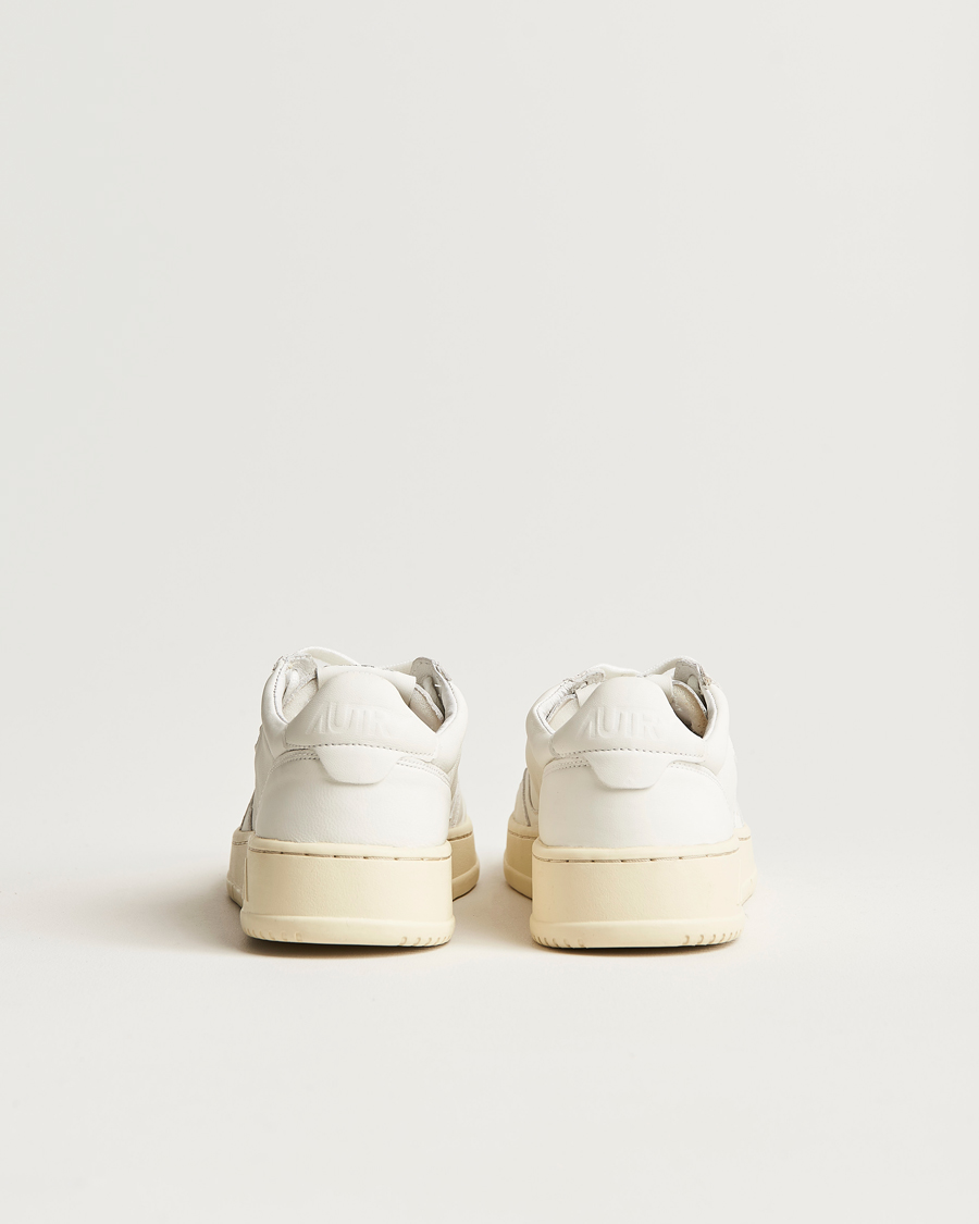 Herr | Sneakers | Autry | Medalist Low Super Soft Goat Leather Sneaker White