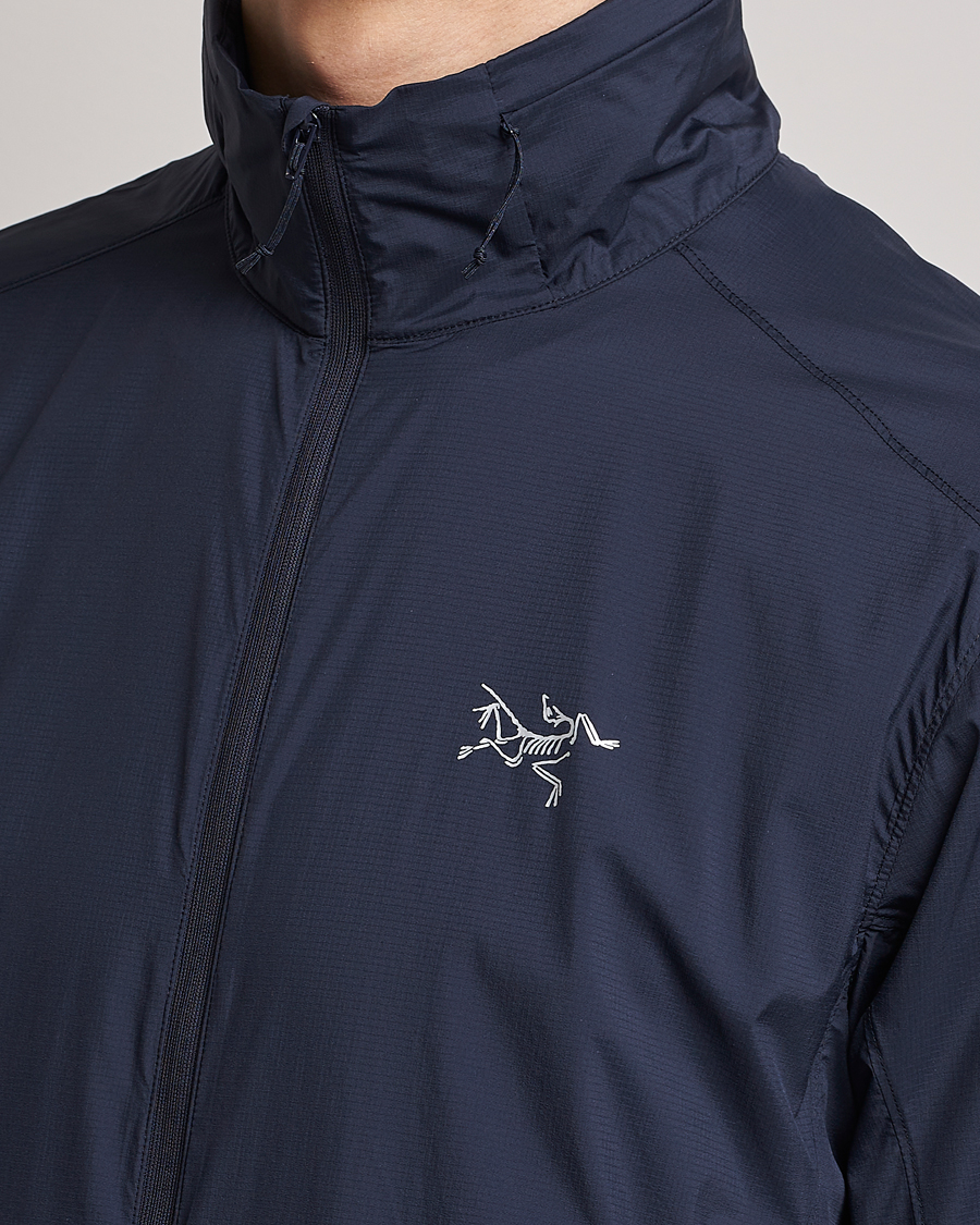 Herr | Jackor | Arc'teryx | Nodin Lightweight Wind Jacket Black Sapphire