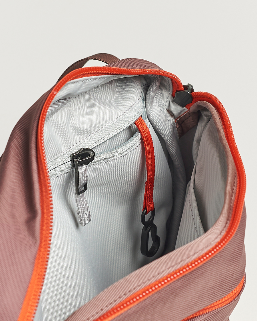 Herr | Arc'teryx Mantis 2 Waist Pack Velvet Sand/Phenom | Arc'teryx | Mantis 2 Waist Pack Velvet Sand/Phenom
