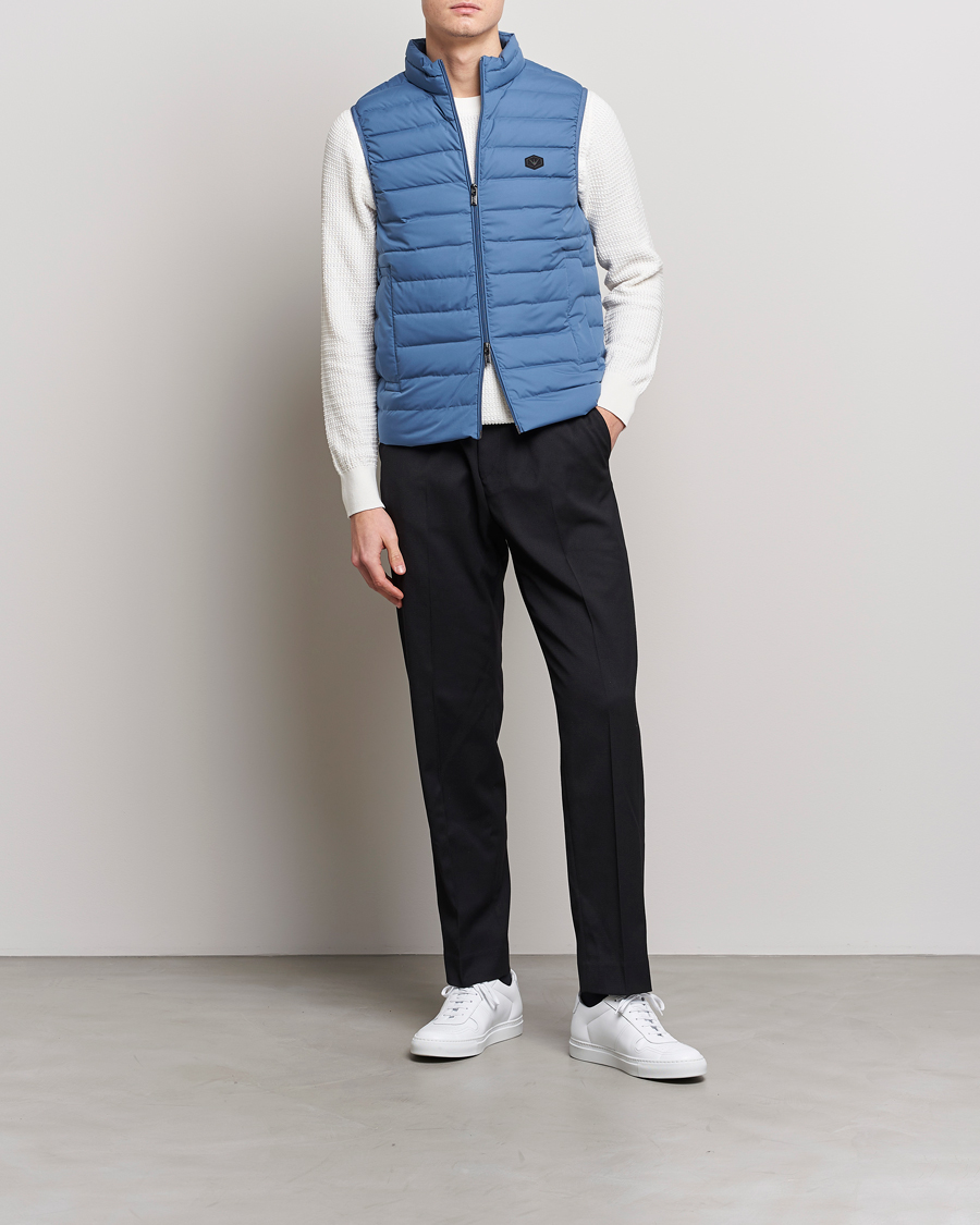 Herr | Västar | Emporio Armani | Light Vest Blue