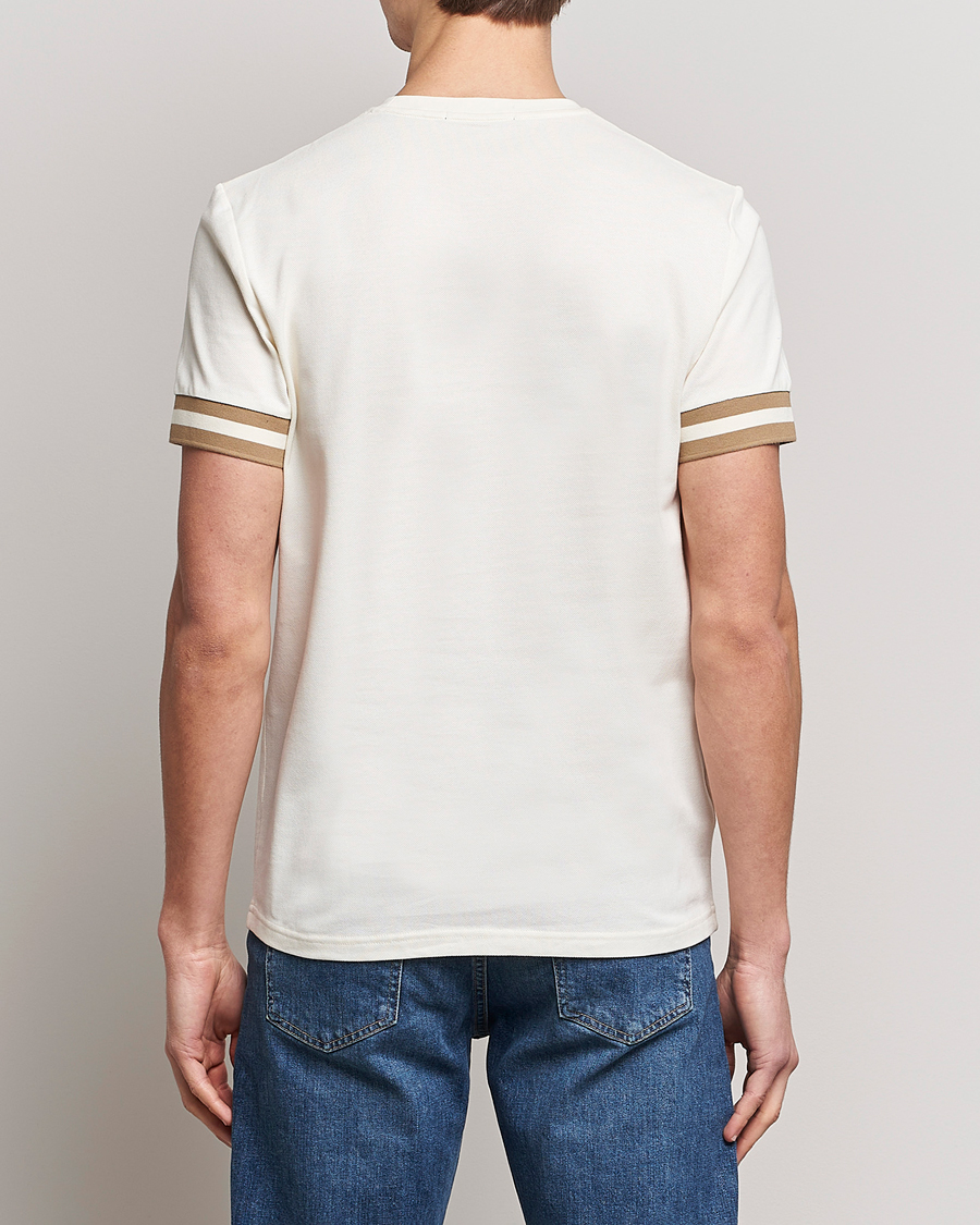 Herr | T-Shirts | Fred Perry | Boled Tipped Pique T-Shirt Ecru