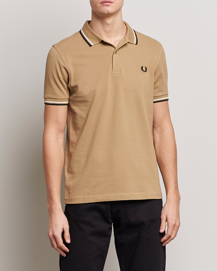 Herr | Pikéer | Fred Perry | Twin Tipped Polo Shirt Warm Stone