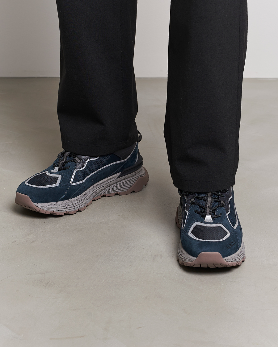 Herr | Moncler Lite Runner Sneakers Navy | Moncler | Lite Runner Sneakers Navy