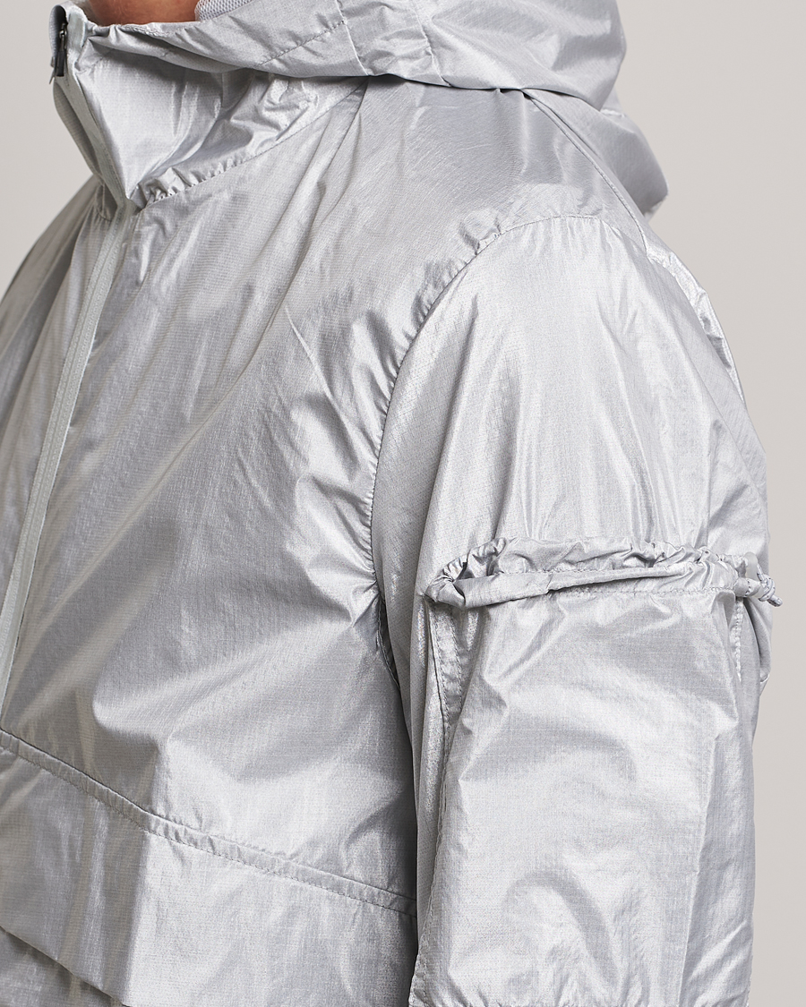 Herr | Jackor | Satisfy | SilverShell Packable Windbreaker Silver