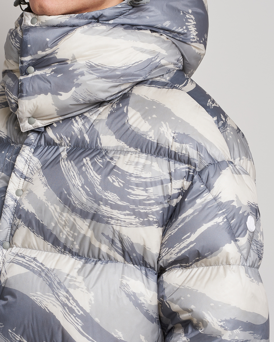 Herr | Jackor | Moncler Genius | 4 Moncler Hyke Galenstock Print Down Jacket Camo