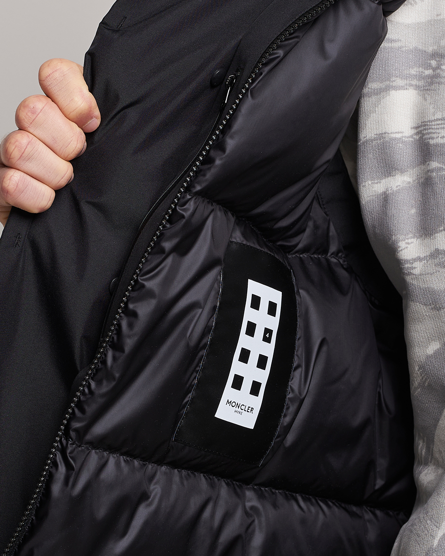 Herr | Västar | Moncler Genius | 4 Moncler Hyke Vanil Hooded Vest Black
