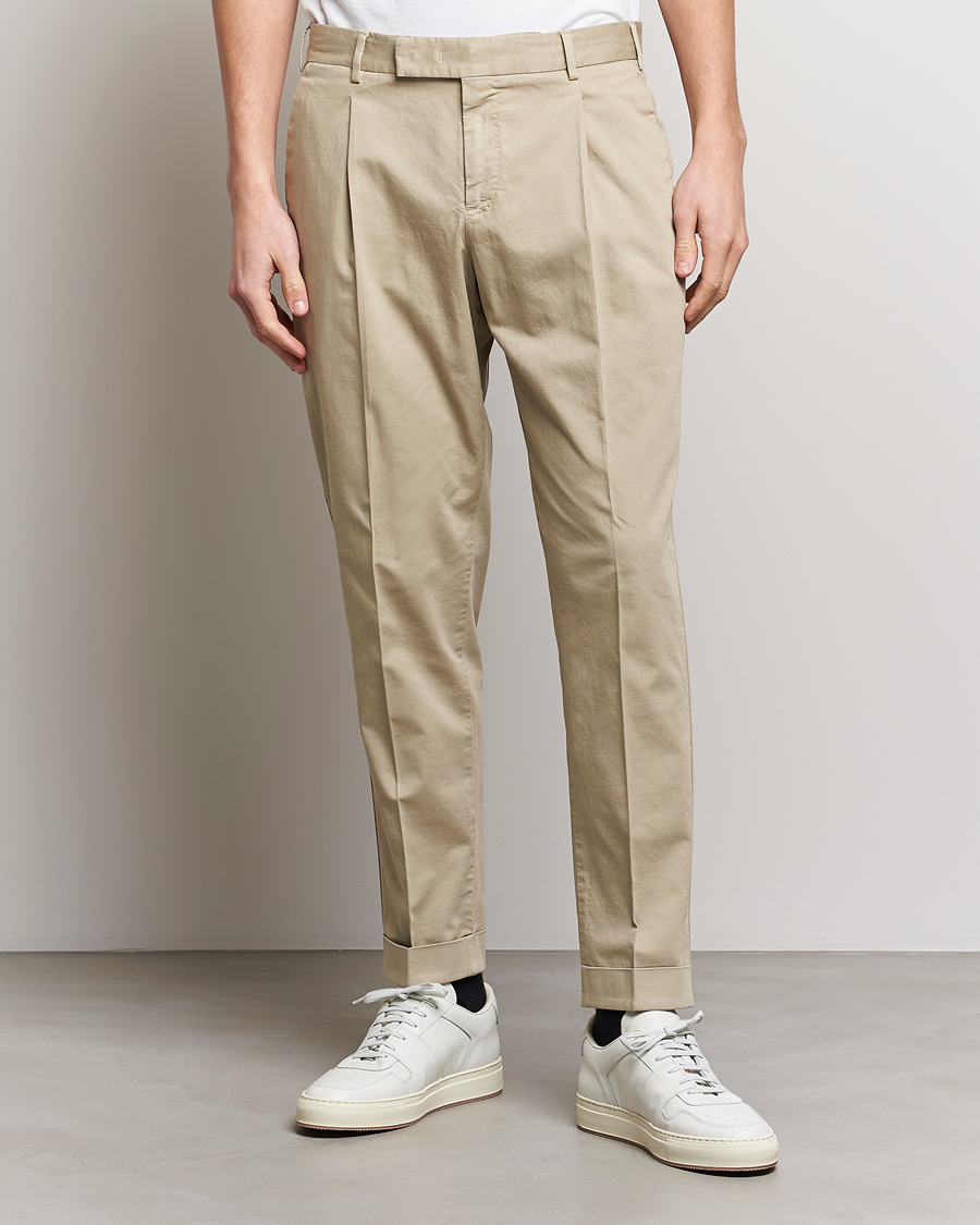 Herr | PT01 | PT01 | Slim Fit Pleated Linen Blend Trousers Beige