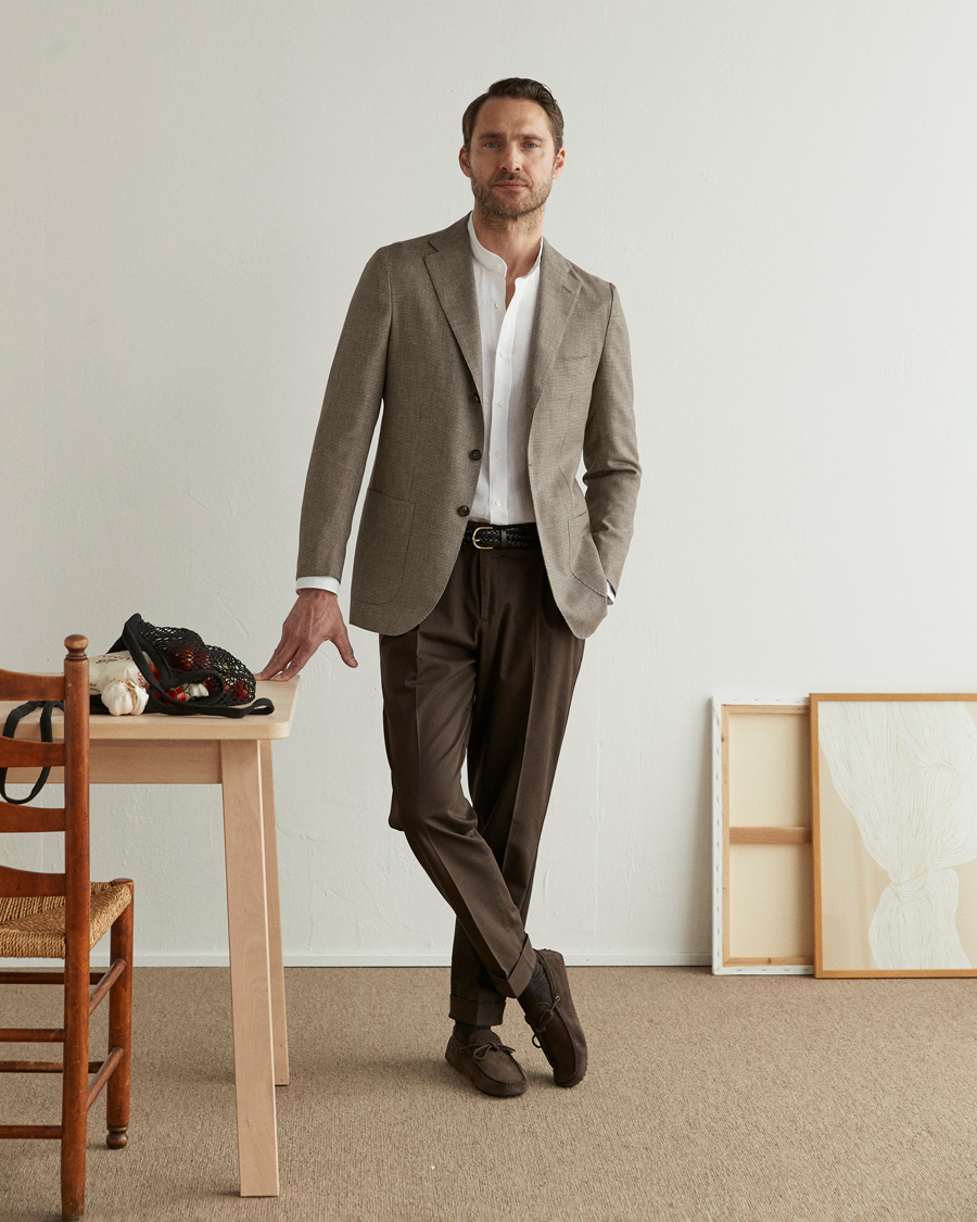 Herr | Byxor | PT01 | Slim Fit Pleated Linen Blend Trousers Chocolate