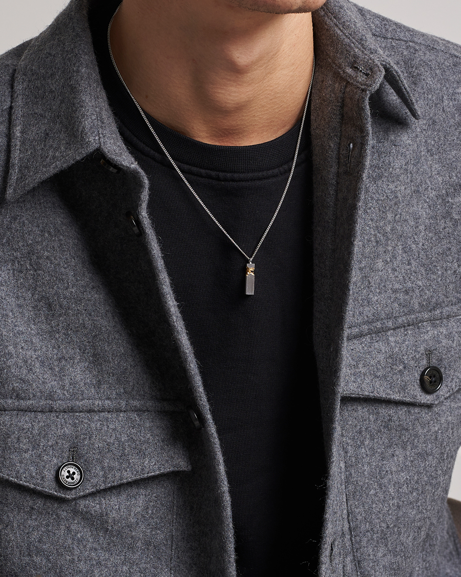 Herr | Tom Wood Mined Cube Pendant Necklace Silver/Black | Tom Wood | Mined Cube Pendant Necklace Silver/Black