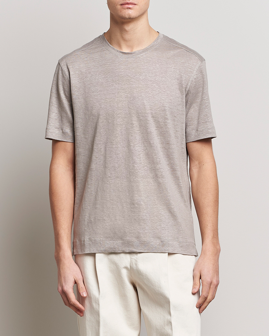 Herr | Quiet Luxury | Zegna | Pure Linen T-Shirt Taupe