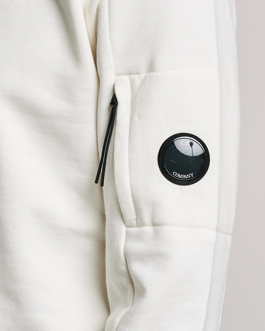 Herr | Tröjor | C.P. Company | Diagonal Raised Fleece Lens Sweatshirt White