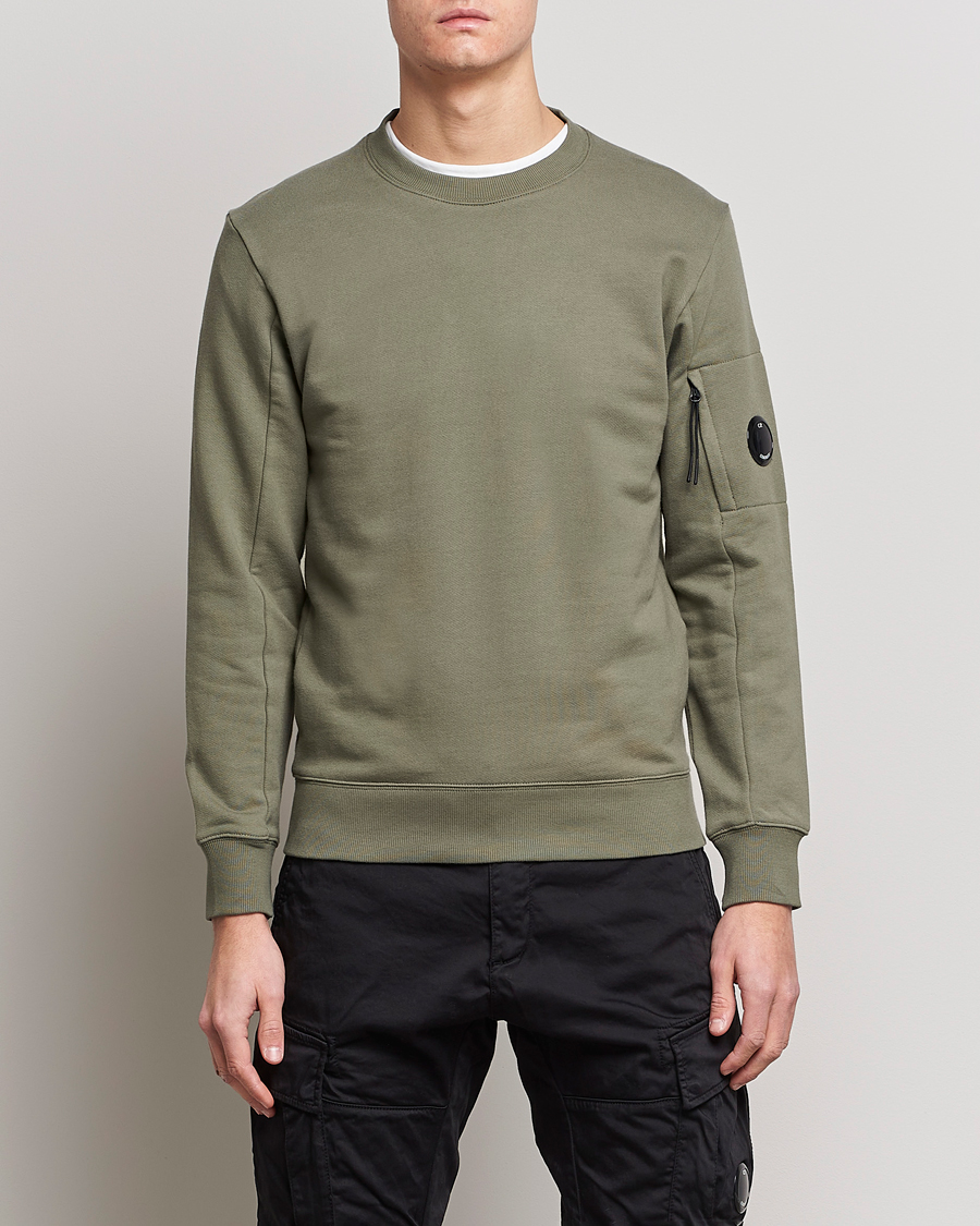 Herr |  | C.P. Company | Diagonal Raised Fleece Lens Sweatshirt Olive