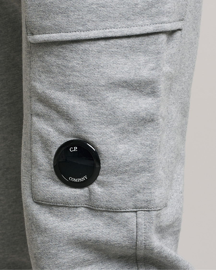 Herr | Byxor | C.P. Company | Diagonal Raised Fleece Lens Sweatpants Grey
