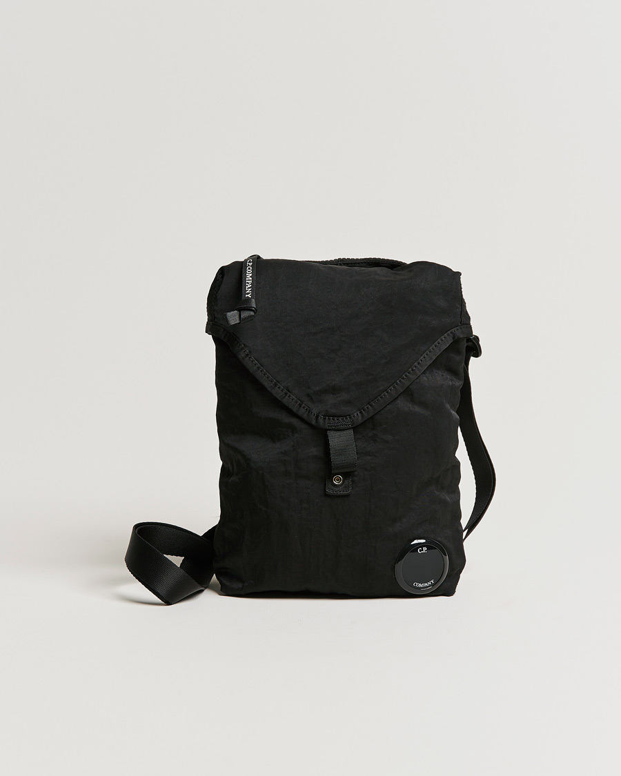 Herr | C.P. Company Nylon B Small Shoulder Bag Black | C.P. Company | Nylon B Small Shoulder Bag Black
