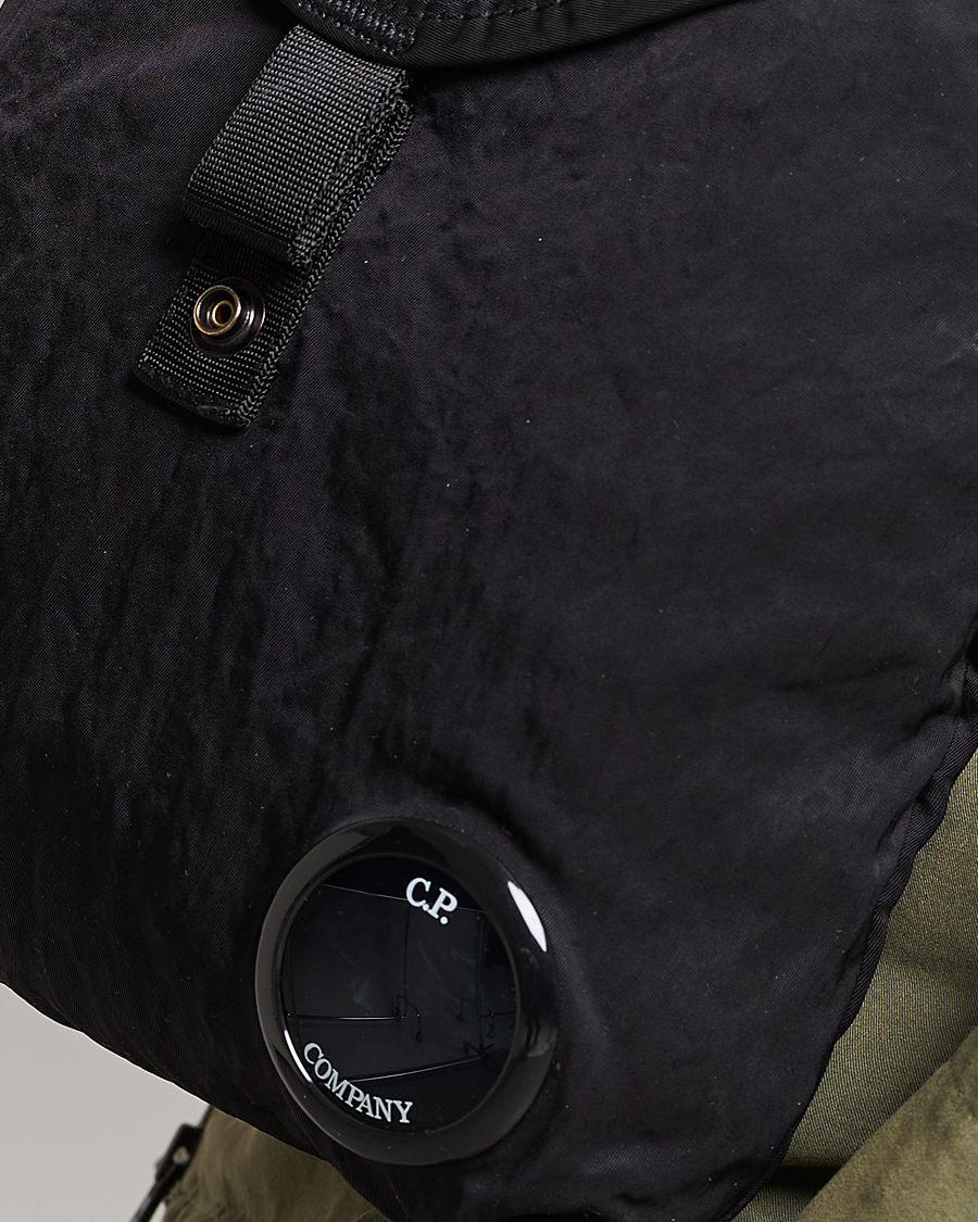 Herr | C.P. Company Nylon B Small Shoulder Bag Black | C.P. Company | Nylon B Small Shoulder Bag Black