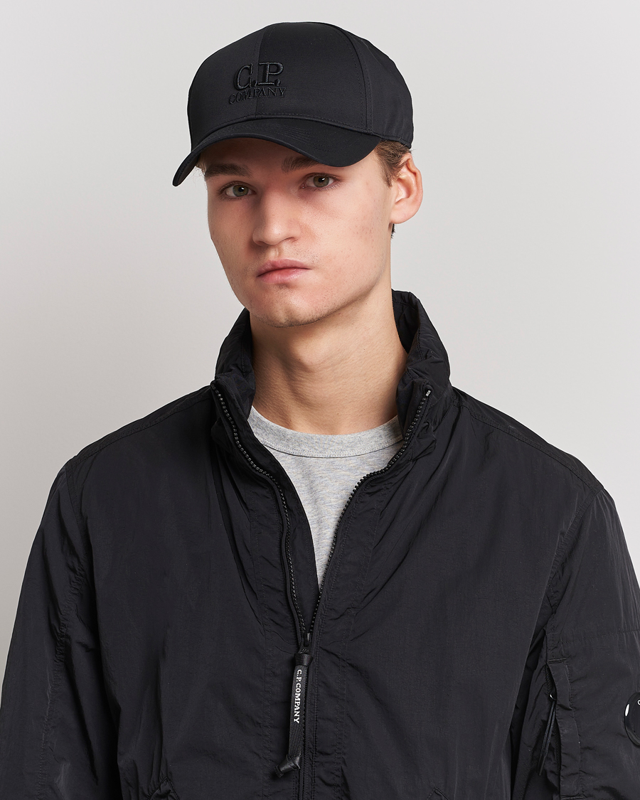 Herr | C.P. Company Cotton Gabardine Cap Black | C.P. Company | Cotton Gabardine Cap Black