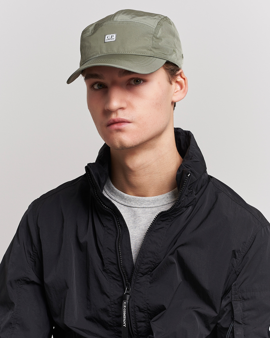 Herr | C.P. Company Chrome - R Cap Olive | C.P. Company | Chrome - R Cap Olive