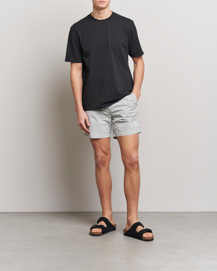 Herr | Badbyxor | C.P. Company | Flatt Nylon Garment Dyed Swimshorts Grey