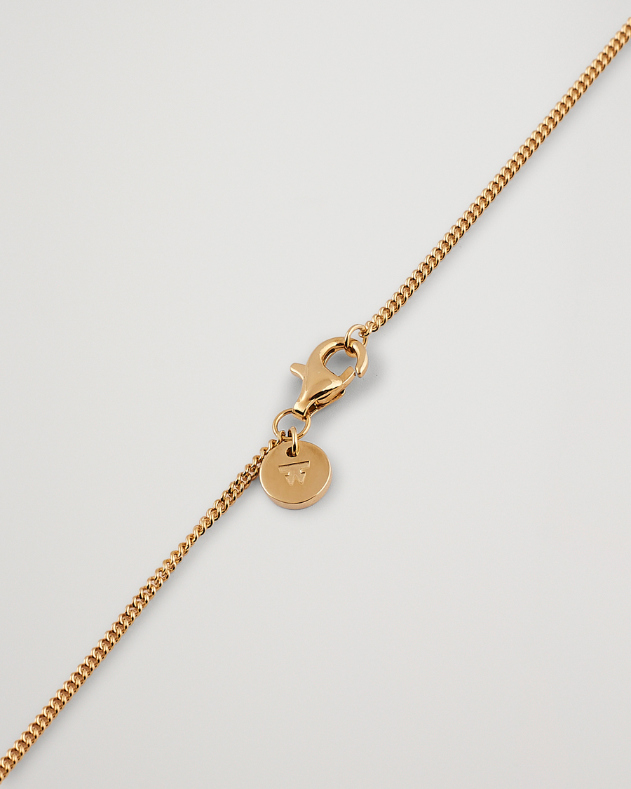 Herr | Tom Wood Mini Cushion Pendant Necklace Gold | Tom Wood | Mini Cushion Pendant Necklace Gold
