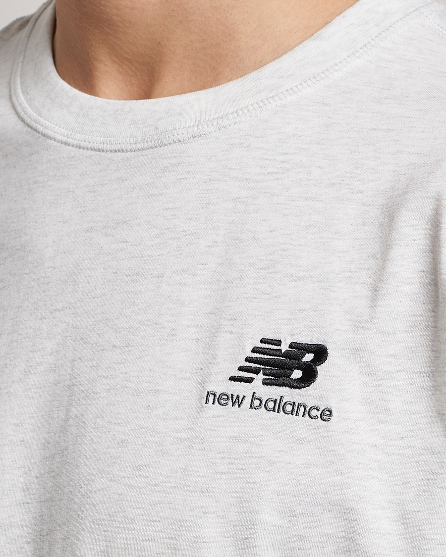 Herr | T-Shirts | New Balance | Essentials T-Shirt Sea Salt Heather