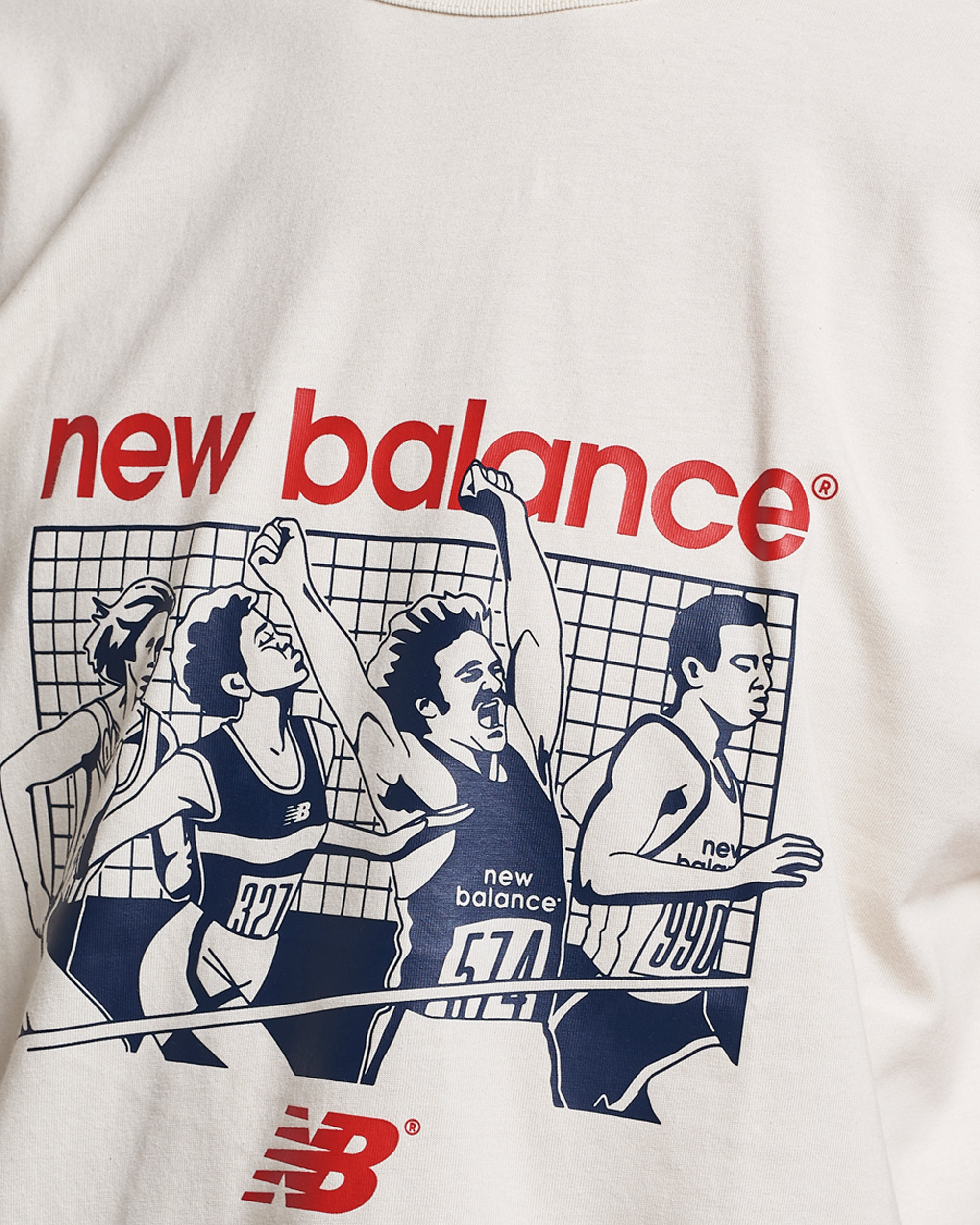 Herr | T-Shirts | New Balance | Athletics 90s Graphic T-Shirt Greige