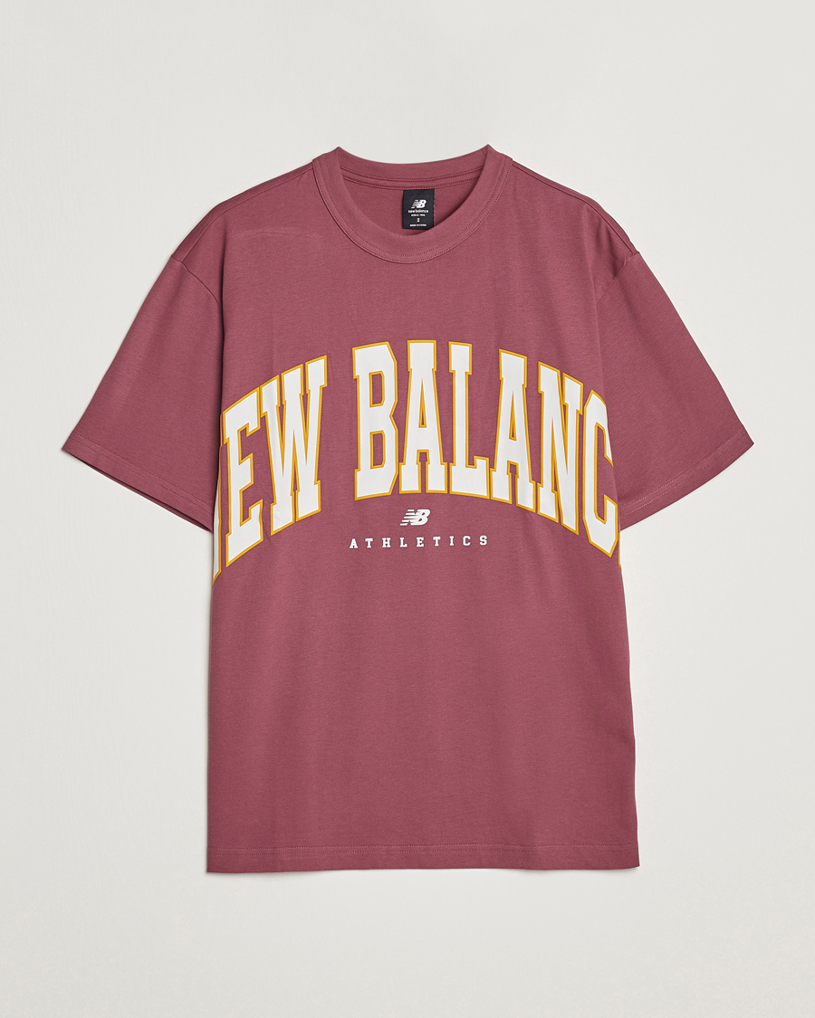 Herr | T-Shirts | New Balance | Athletics Warped T-Shirt Washed Burgundy