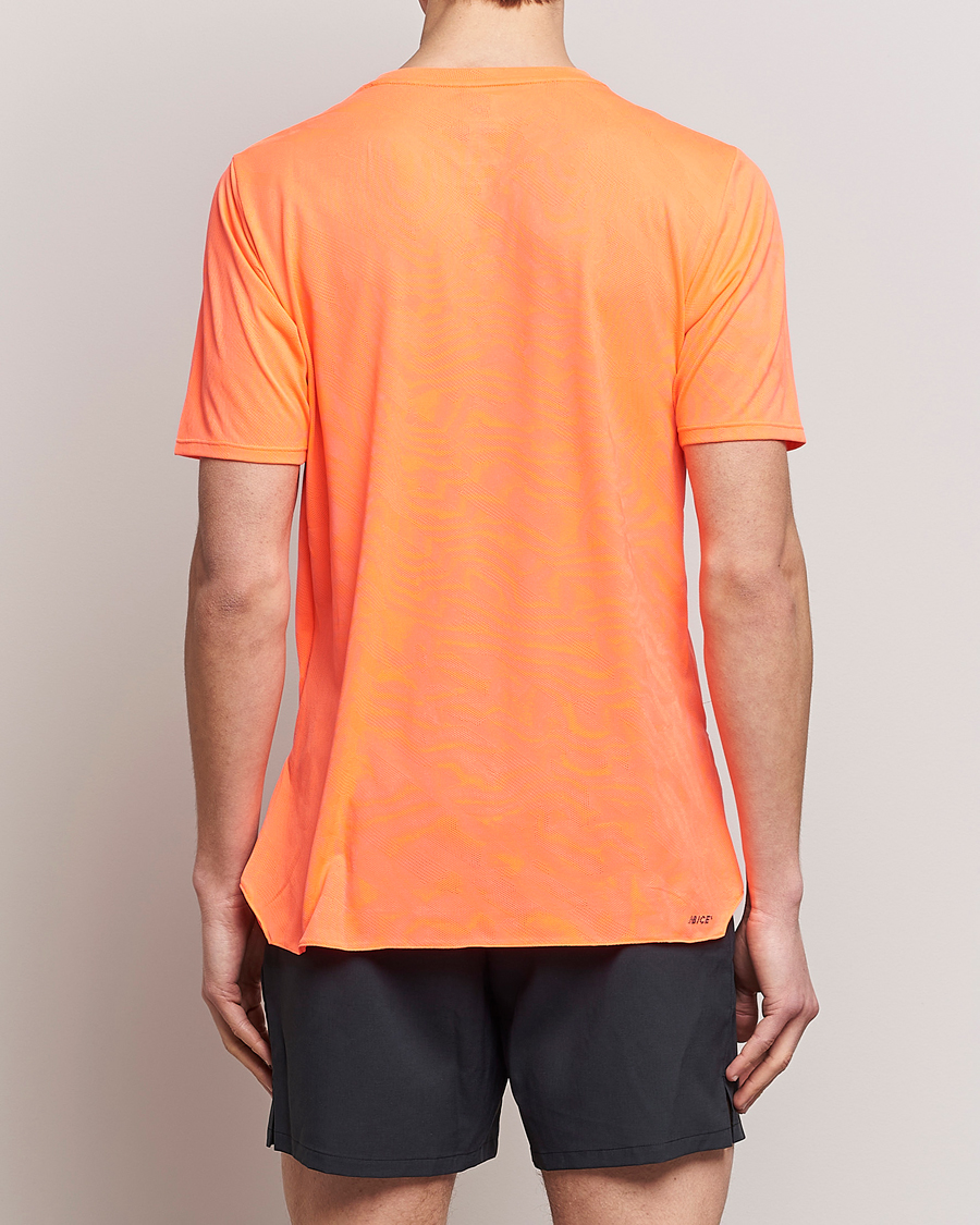 Herr | T-Shirts | New Balance Running | Q Speed Jacquard T-Shirt Neon Dragonfly