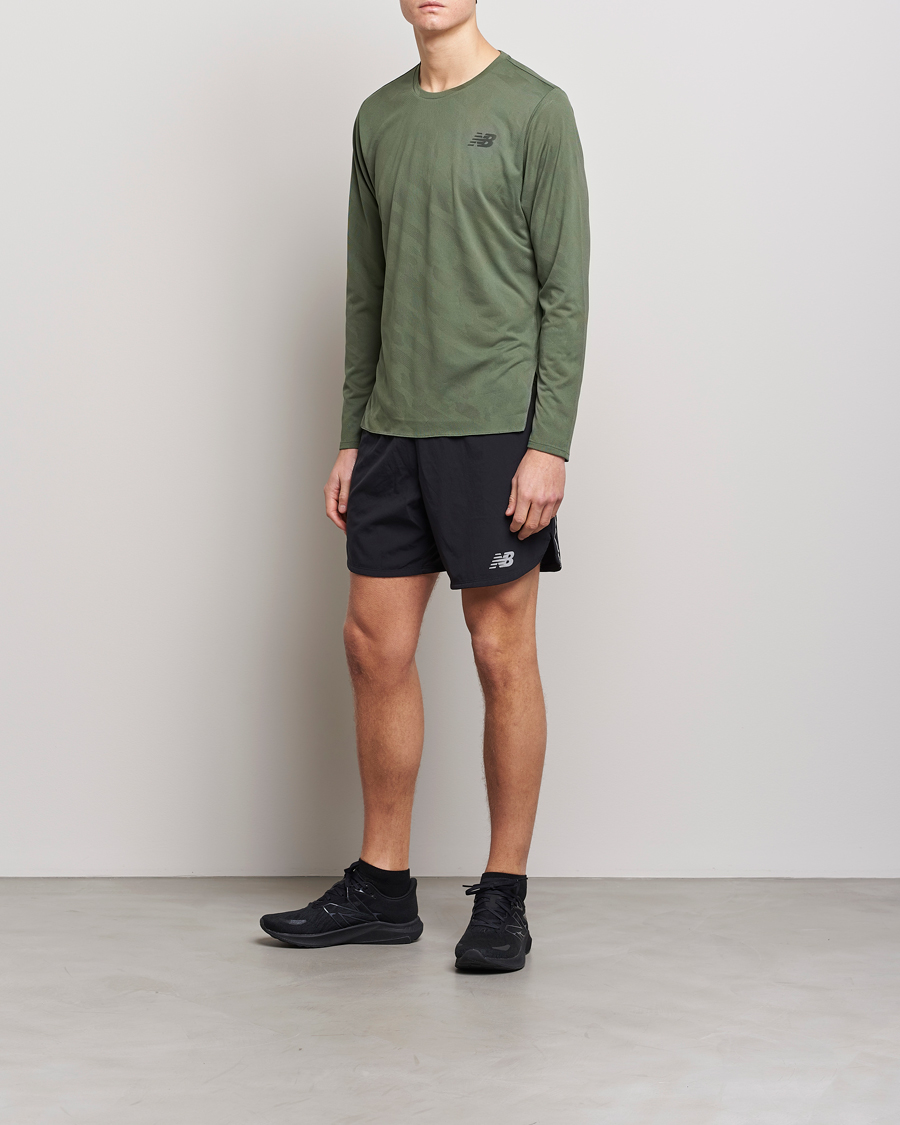 Herr | T-Shirts | New Balance Running | Q Speed Jacquard Long Sleeve T-Shirt Olive