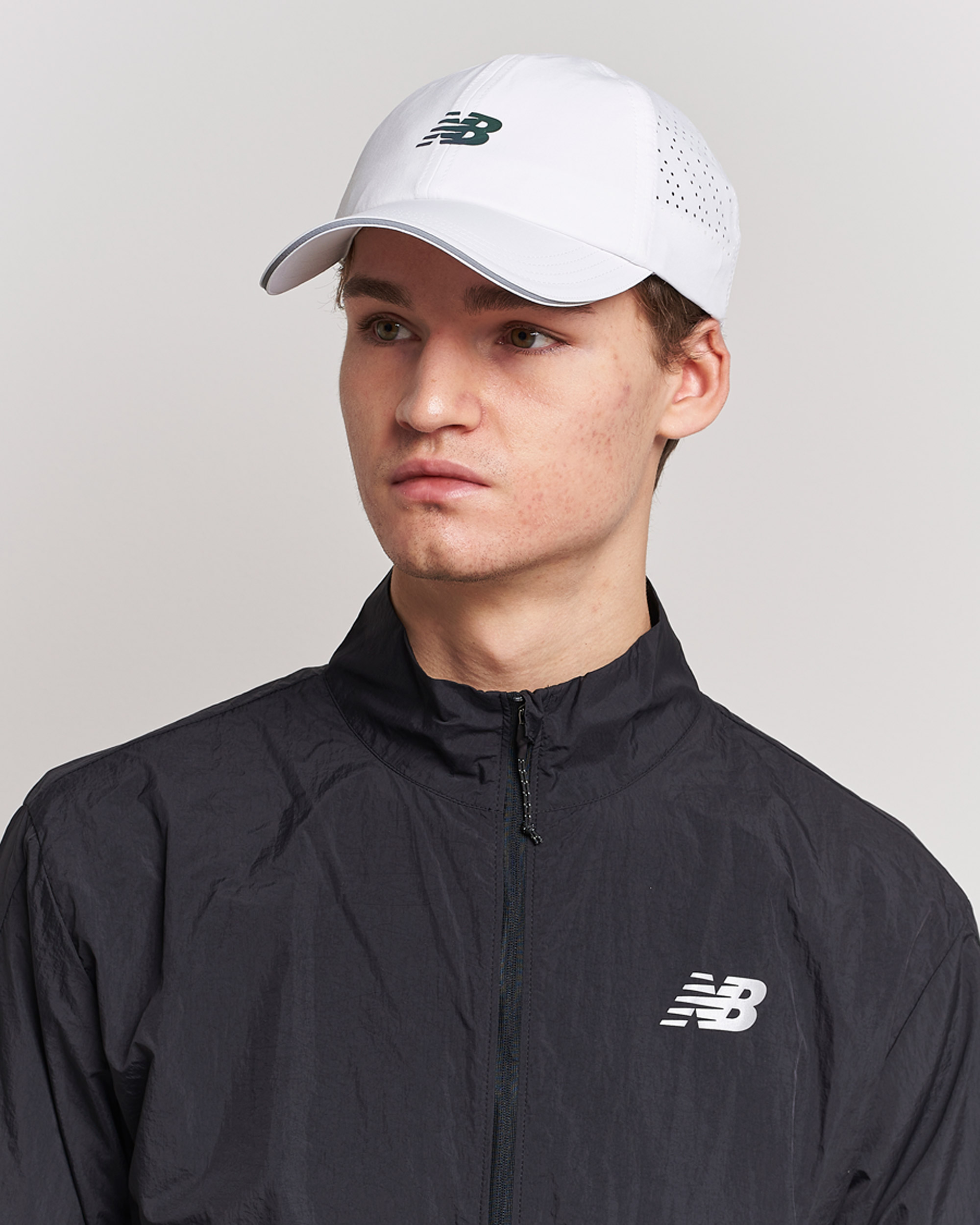Herr | New Balance Running Laser Performance Run Hat White | New Balance Running | Laser Performance Run Hat White