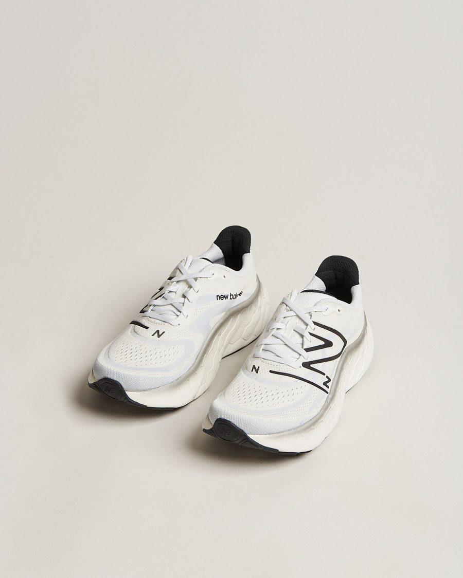 Herr | New Balance Running Fresh Foam More v4 Athleisure White | New Balance Running | Fresh Foam More v4 Athleisure White