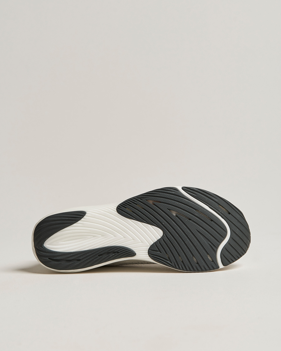 Herr | New Balance Running FuelCell Rebel v3 White | New Balance Running | FuelCell Rebel v3 White
