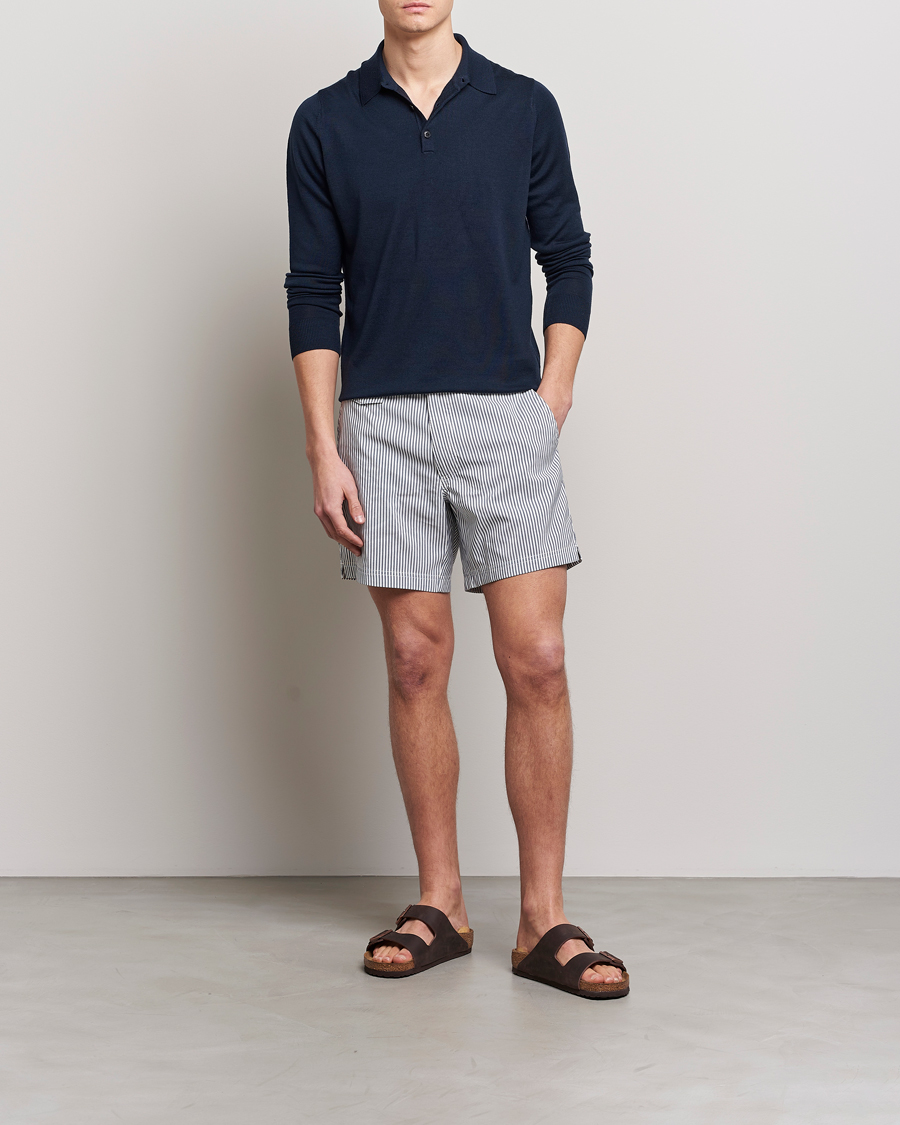 Herr | Badbyxor | Sunspel | Striped Tailored Swimshorts Navy/White