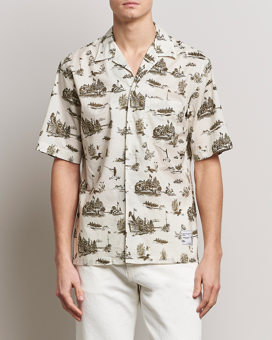 Herr | Skjortor | Woolrich | Zavikon Printed Short Sleeve Resort Shirt Milky Cream