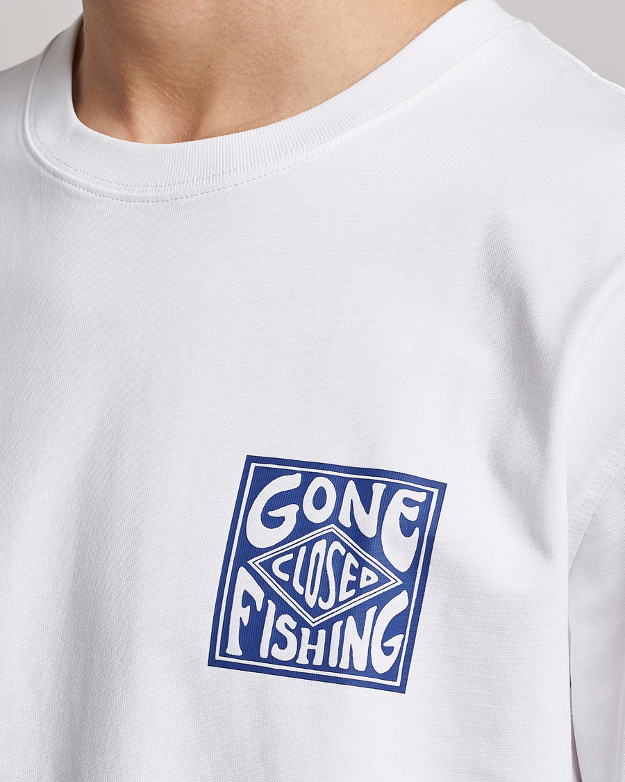 Herr | T-Shirts | Samsøe Samsøe | Samsøe & Samsøe Gone Fishing T-Shirt White