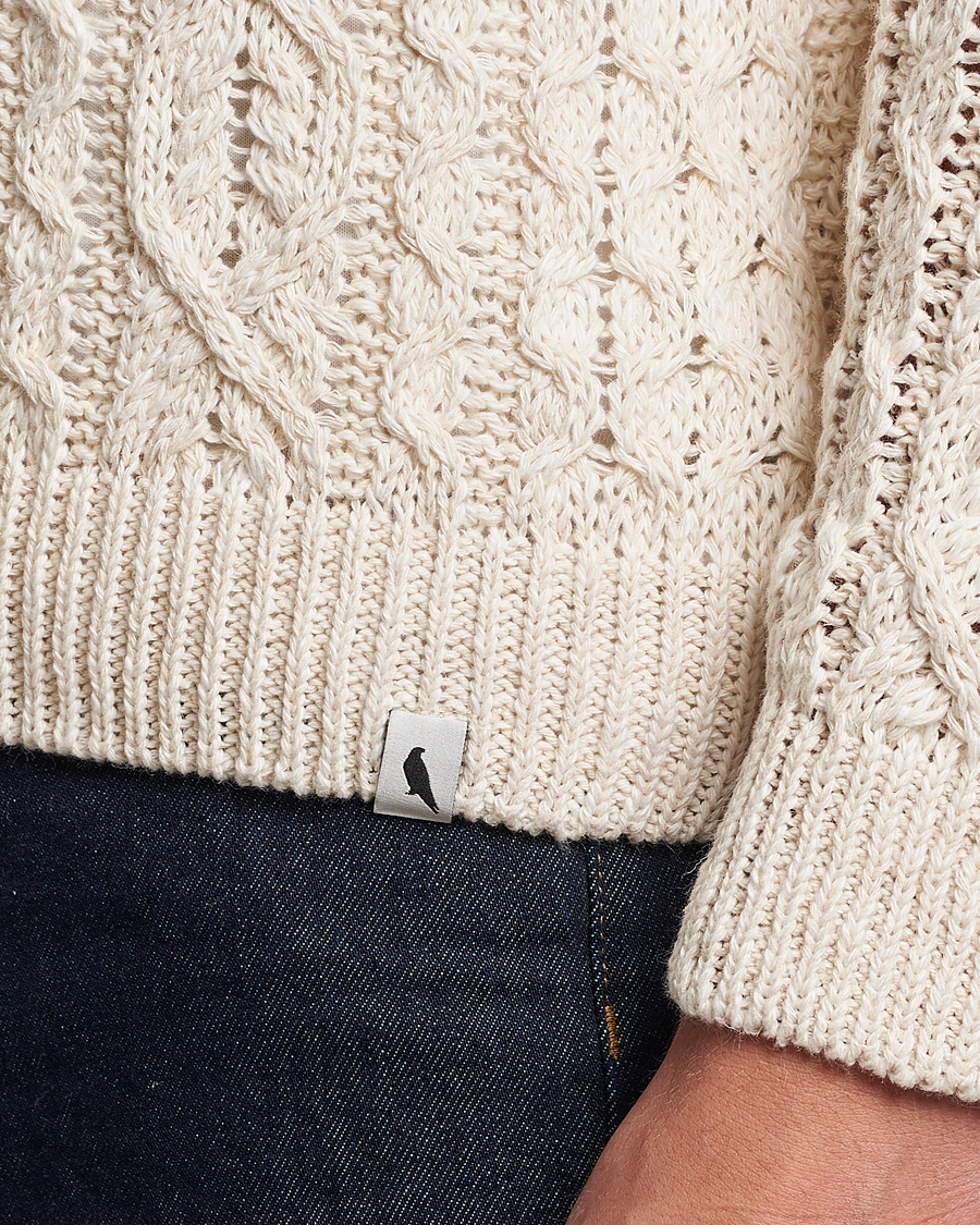 Herr | Tröjor | Peregrine | Linen Arran Jumper Cream