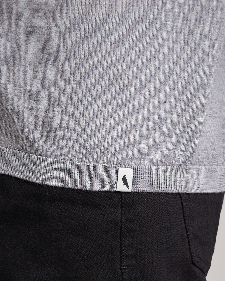 Herr | T-Shirts | Peregrine | Knitted Wool T-Shirt Light Grey